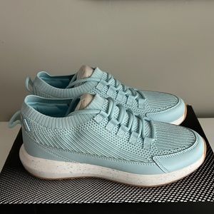 NWB Stroll Blue women’s golf shoes.